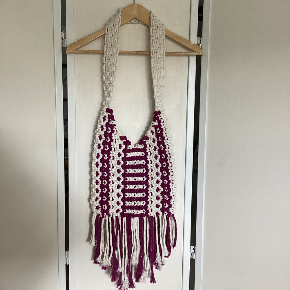 Crochet hobo bag fringe NWOT handmade satchel shoulder boho festival